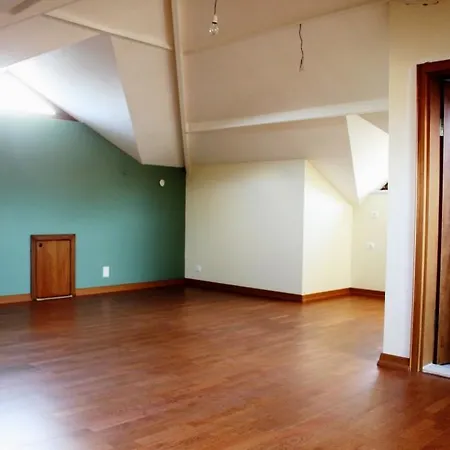Villa 2 *